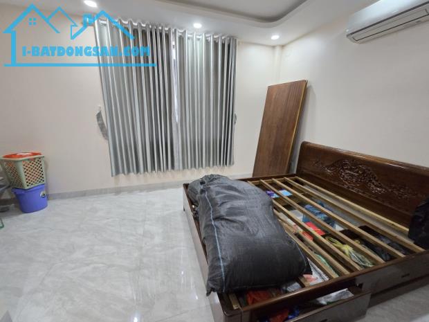 Gấp bán nhà Thủ Đức, dt 700m2, giá 47 tỷ, gần Mt Trương Văn Thành, Q.9(cũ). - 1