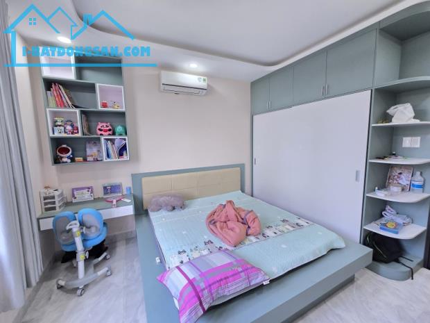 Gấp bán nhà Thủ Đức, dt 700m2, giá 47 tỷ, gần Mt Trương Văn Thành, Q.9(cũ). - 3