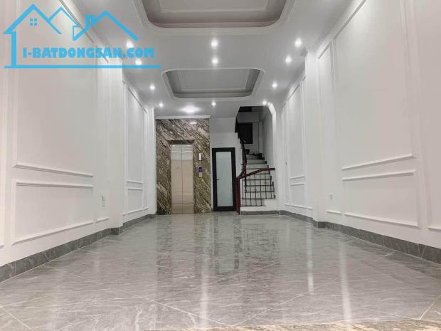 Bán nhà Ông Bích Khiêm, Ba Đình, 55m, 5 tầng thang máy, phân lô, 15m ra phố. Giá 12.7 tỷ