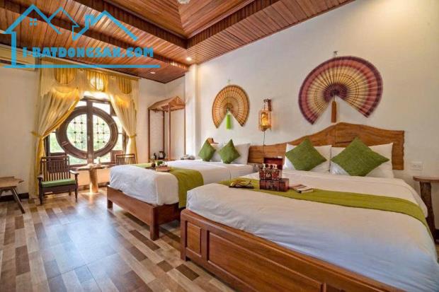 VILLA VỊ TRÍ VIP HIẾM CÓ VIEW SÔNG TRỰC DIỆN - 2 HỒ BƠI - STYLE CỔ ĐIỂN GÂY THƯƠNG NHỚ.