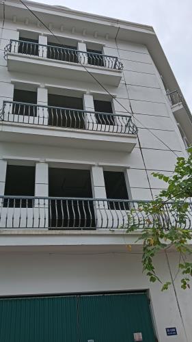 Siêu liền kề khu đô thị Phú Lương, Hà Đông, 96 m² 15,2 tỷ, ô tô tránh vỉa hè kinh doanh.