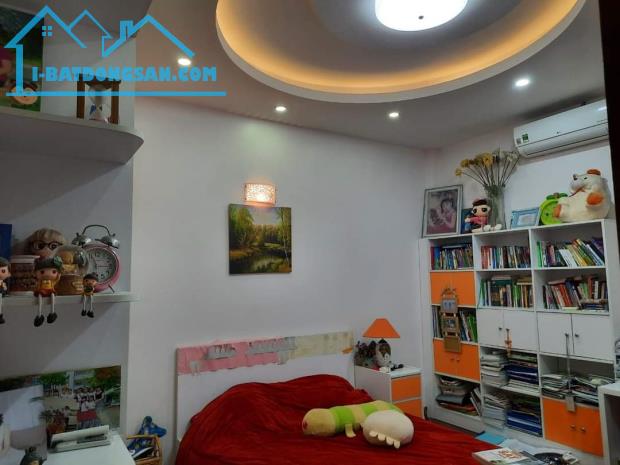 Bán nhà phân lô Nguyễn Xiển 50m2, 5 tầng vỉa hè ô tô tránh Kinh doanh 11 tỷ - 1
