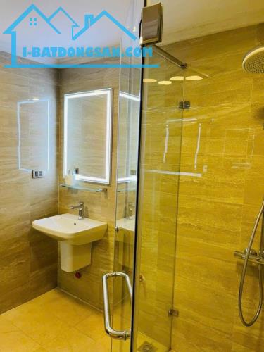 HẾM,Phân lô Trần Quang Diệu, 112m2*4T, MT10m, ô tô tránh vỉa hè rộng, chủ quan chức, 40 tỷ