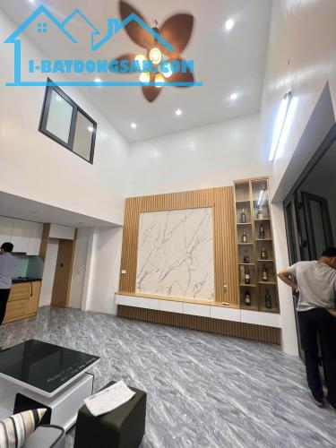 Bán nhà đẹp mặt ngõ phố Hoàng Hoa Thám 35/38m2 5tầng mặt tiền 3.8m 6.8tỷ Ba Đình