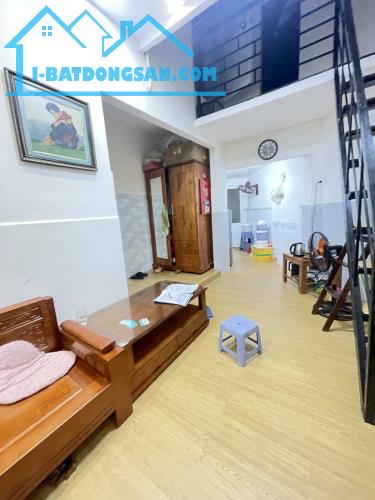 NHÀ KIỆT TRẦN CAO VÂN VÀO Ở NGAY CHỈ 1.XX TỶ - 2