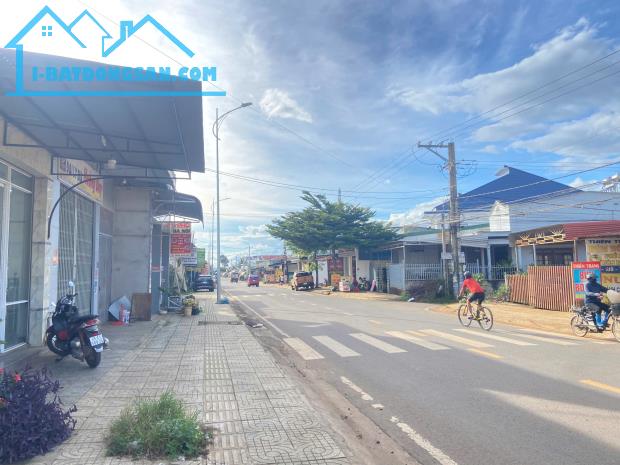 Bán căn nhà 2 mặt đường Lê Hồng Phong - Ngay trung tâm hành chính Đức Trọng - 5