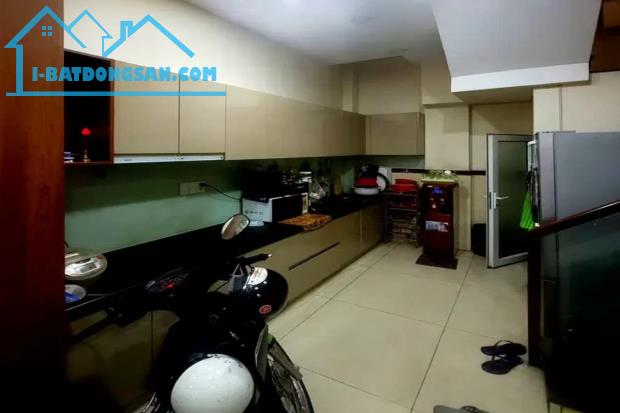 Bán nhà hẻm xe hơi, Ba Vân, Tân Bình, 4m x 9.7m, 38.8 m², gần mặt tiền - Giá 7.9 tỷ TL - 2