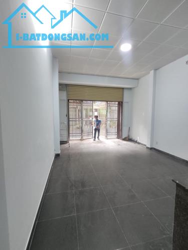 Giá quá rẻ !!! Xe Hơi 7 chỗ tới nhà ngay Cộng Hòa - Trường Chinh. DT: 4.5x18.5m Giá chỉ hơ - 4