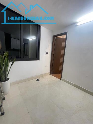 Phan Phù Tiên (Cát Linh) 4.55 tỷ Đống Đa, diện tích 30m2 NHÀ ĐẸP - FULL NỘI THẤT VIEW SVĐ - 4