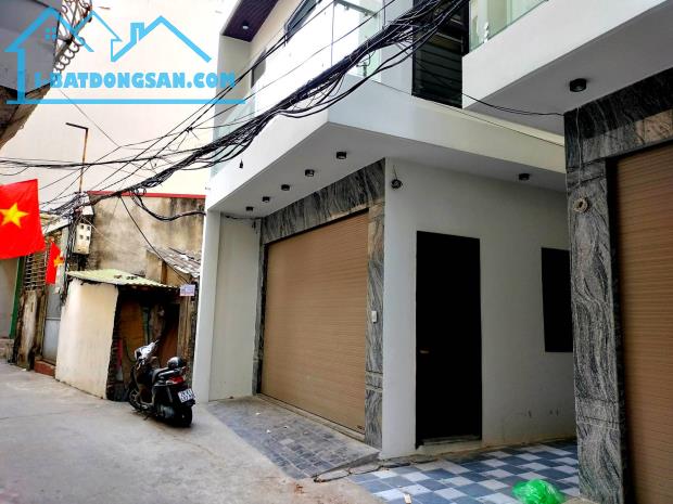 Bán nhà phố Ái Mộ, Long Biên, 48m2, 7 tầng thang máy, lô góc, ô tô vào nhà, giá 12,5 tỷ