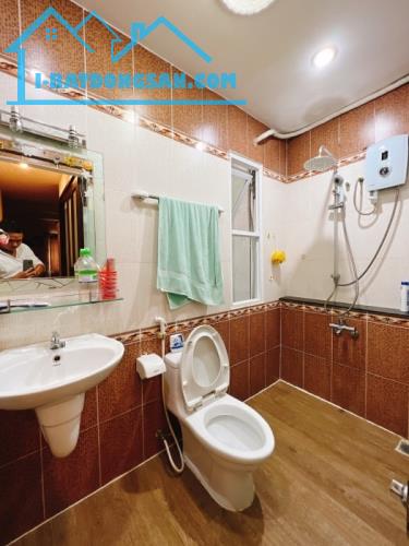 MẶT TIỀN  ĐƯỜNG SỐ VĨNH HỘI 
NGANG 3,5 DÀI 13 M ĐÚC MỚI 3 TẤM Q4 - 3