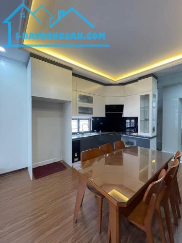 Bán Nhà Phố Nguyễn Sơn, Ngọc Lâm, 50m2, 6 Tầng, MT4m, Thang Máy, Full nội thất,11 Tỷ hơn - 2