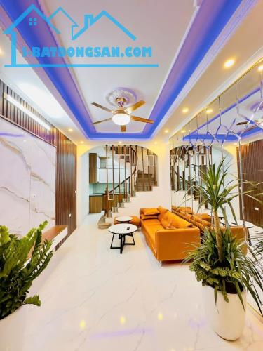 BÁN NHÀ, QUAN HOA, CẦU GIẤY, DIỆN TÍCH 50M, GIÁ 8 TỶ, DÒNG TIỀN CAO