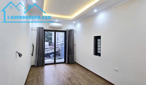 Bán nhà mặt ngõ kinh doanh 151 Nguyễn Đức Cảnh (Cạnh Momota), 40m2x6T mới, ngõ 3 gác giá 7 - 4