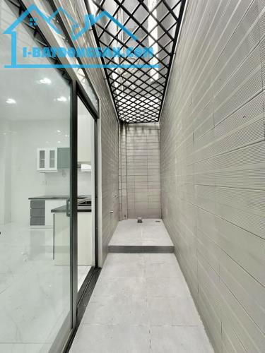Bình thạnh nhà bán phường 25 nhà 62m3 ngang 5,2m 4 tầng btct hẻm xe hơi 5pn chỉ 13,5 tỷ