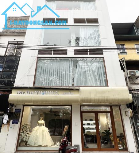 Bán Nhà Mặt Phố Văn Miếu, Đống Đa DT 103m2 x 6T MT:5m. Giá Siêu Rẻ.