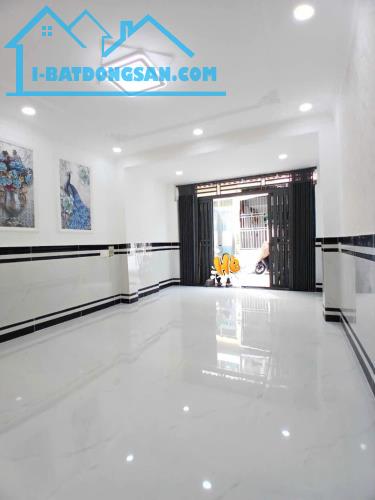 BÁN NHÀ 🏘️ LÊ VĂN KHƯƠNG - Q12 - hẻm oto nhựa. ❗(4*12) 👉 Nở Hậu 4.5m2👈❗ ♦️💸💸 3.89 t.ỷ - 3