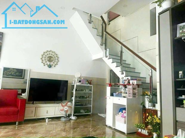 Bán nhà, siêu hiếm, tọa lạc tại P. Sơn Kì Q. Tân Phú, 57m2, chỉ 4 tỷ 9