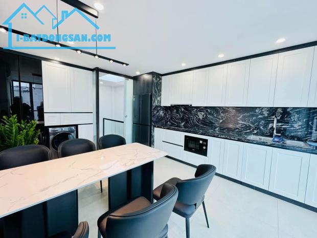 NHÀ ĐẸP ĐÓN TẾT PHỐ TRẠM 40M2 x 6T-THANG MÁY GARA OTO GẦN AEON. 9,8TỶ - 3