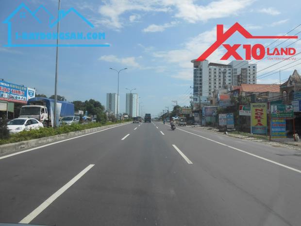 CHO THUÊ KHO XƯỞNG 12000m2 MẶT TIỀN QL51 đủ diện tích chỉ 40k/1m2