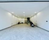 NHÀ ĐẸP ĐÓN TẾT PHỐ TRẠM 40M2 x 6T-THANG MÁY GARA OTO GẦN AEON. 9,8TỶ