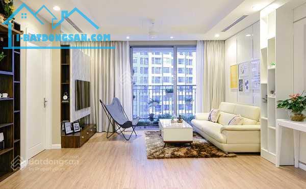 Cho thuê căn hộ chung cư Nam Cường ngõ 234 Hoàng Quốc Việt – 90m2 ( 3PN) căn góc – full đồ