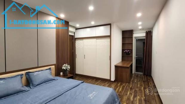 Cho thuê căn hộ chung cư Nam Cường ngõ 234 Hoàng Quốc Việt – 90m2 ( 3PN) căn góc – full đồ - 1