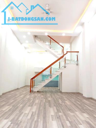 🌺Bình Tân  - 70m(5x14)-Hẻm 5m  - 2Tầng-Giá bán 4x tỷ     . ------------------------------ - 4