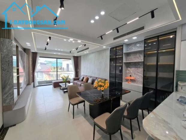 Siêu Đẹp, Bán Nhà Ngõ 67 Phố Nguyễn Văn Cừ, Ngọc Lâm, 65m2, 7Tầng, Gara Ô TÔ, Thang Máy - 2