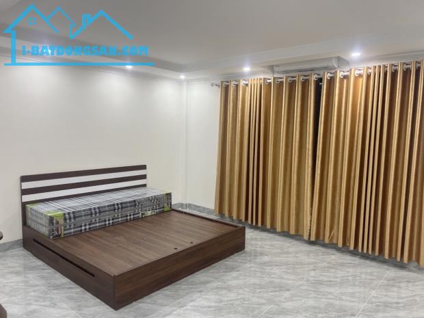 Bán nhà Phú Mỹ - Vài bước ô tô - 40m2 - Giá 8.5 Tỷ - 1