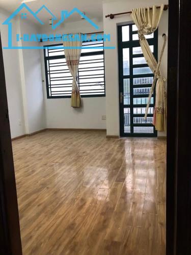 BÁN NHÀ 2 TẦNG, 60M2, HXH, ĐƯỜNG SỐ 11 BÌNH HƯNG HÒA, BÌNH TÂN, NHĨNH  4 TỶ - SỔ ĐỎ - 3