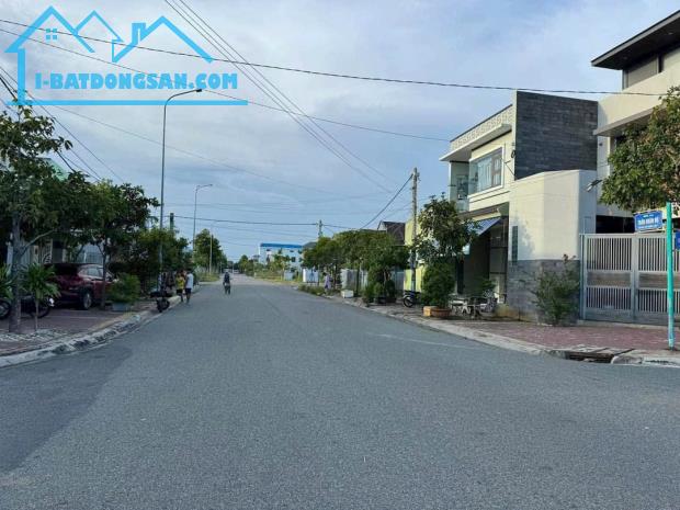 Đất mặt tiền Lê Duẩn gần bãi tắm Long Hải BRVT 0903 066 813