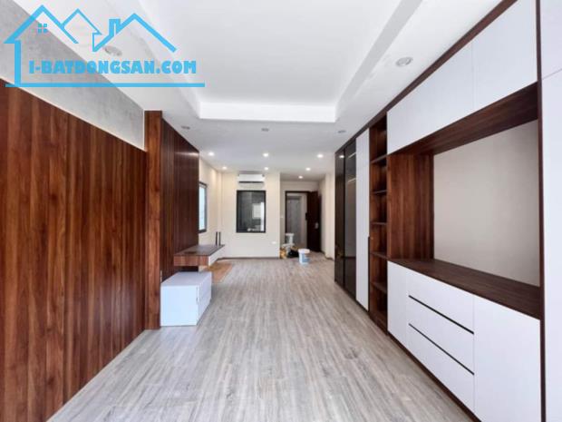 Bán Nhà Ngõ 162 Phố Nguyễn Văn Cừ, Bồ Đề, 50m2, 7 Tầng, Gara Ô Tô, Thang Máy, Full đồ - 1