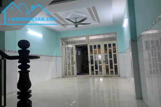 Bán nhà hẻm xe hơi, Đình Phong Phú, Thủ Đức, 4.5m x 20m, 90 m², 2 tầng - Giá 6.8 tỷ TL - 2