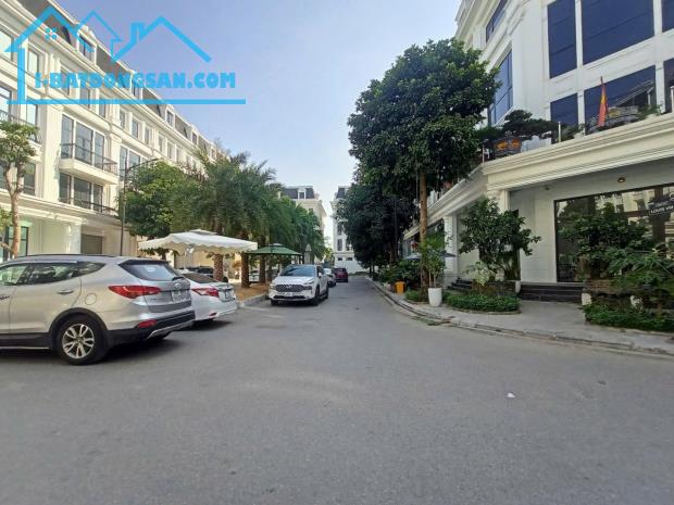 LIỀN KỀ LOUIS CITY HOÀNG MAI, 100M,5T,MT5M, HOÀN CÔNG TRÊN SỔ, VỈA HÈ, VĂN PHÒNG, ĐẲNG CẤP - 1
