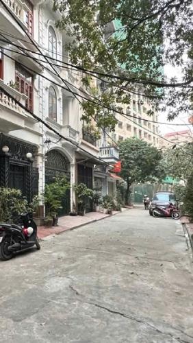 BÁN NHÀ HOÀNG QUỐC VIỆT 65M2 - 4 TẦNG PHÂN LÔ - GIÁ CHỈ 15.8 TỶ - 3
