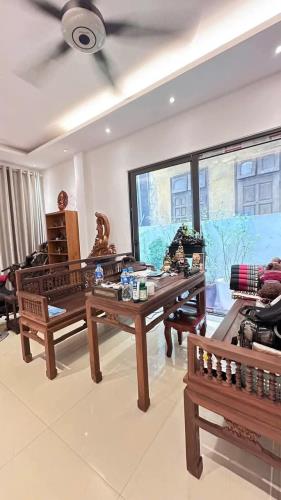 BÁN NHÀ HOÀNG QUỐC VIỆT 65M2 - 4 TẦNG PHÂN LÔ - GIÁ CHỈ 15.8 TỶ