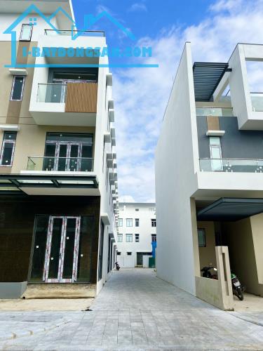 Shophouse kinh doanh view kênh đào Như Ý - trả trước 3,2 tỷ nhận nhà - 18 tháng sau thanh - 1