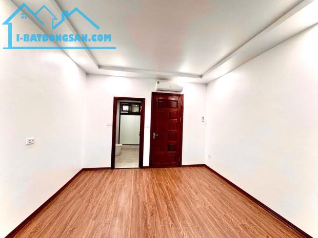 Bán nhà Vũ Hữu, ngõ thông sang Khuất Duy Tiến, 32m2, 5 tầng, nội thất đẹp - 3