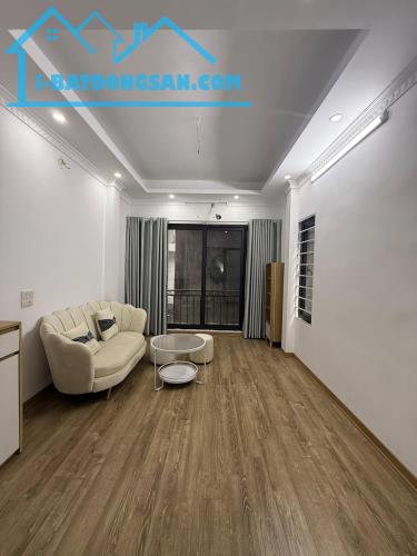 NHÀ PHỐ ĐỘI CẤN, 31M2, ĐẦU TƯ, LÔ GÓC,  2 THOÁNG, NGÕ THÔNG, FULL NỘI THẤT