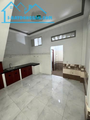 Gần Tân Kỳ Tân Quý Giáp Tân Phú_ 4x 13 - 2tầng _ chỉ 4Tỷ + 2PN-2WC, hẻm xe tải thông thoán - 1