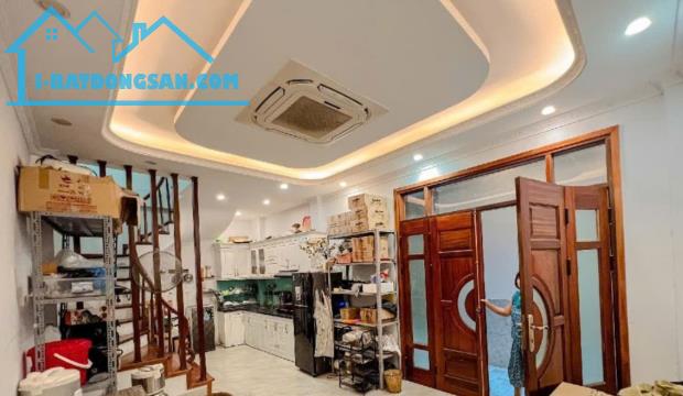 NHÀ ĐỨC DIỄN, NGAY VĂN TIẾN DŨNG - LÔ GÓC - OTO GẦN - 30M2 - GIÁ NHỈNH 4 TỶ - 1