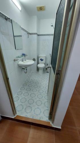 BÁN NHÀ GẦN CHỢ TÂN QUY QUẬN 7, ĐƯỜNG SỐ 19, DT: 40 M2 (4 X 10M), ĐÃ HOÀN CÔNG - 5