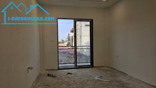 Bán nhà Vũ Xuân Thiều,Sài Đồng 4 tầng,50m vài bước ra phố nhỉnh 7 tỷ - 3