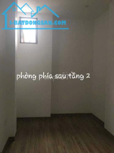 Cho thuê nhà ngõ ba gác phố Kim Giang Thanh Xuân 35m x 3 tầng, giá 10tr/tháng - 3