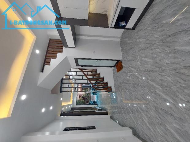 NHÀ MỚI KOONG ( PHUN NỘI THẤT XỊN SÒ ) NGÕ Ô TÔ, GẦN PHỐ ẨM THỰC VŨ LĂNG 60M2 x 4 tầng - 3