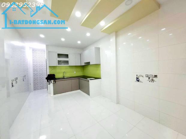 TÔI CẦN BÁN NHÀ 3 TẦNG, 45M2, HẺM TRẦN VĂN QUANG, TÂN BÌNH - GIÁ 4.7 TỶ - SỔ HỒNG CHÍNH - 1