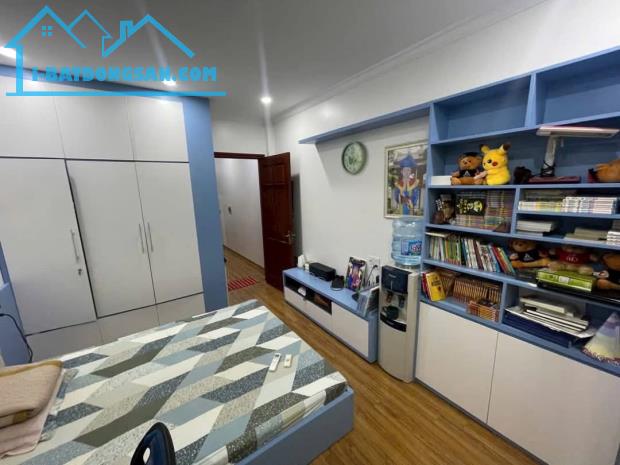 NHÀ ĐẸP TRUNG TÂM NGỌC LÂM 56M2 x 4T NGÕ THÔNG PHỐ CỔ ẨM THỰC. 9,9TỶ - 3