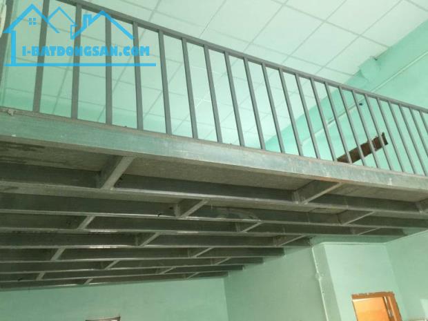 Bán Nhà Cấp 4 Tiện Xây Mới 6x22M Ngay Kênh Tân Hóa Chỉ 11 Tỷ 8 - 1