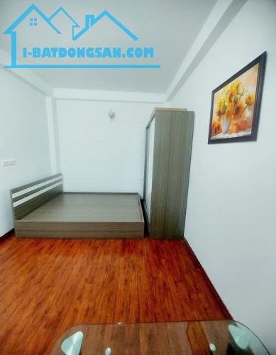 Cho thuê CCMN Hoàng Hoa Thám, 48m2, 2 ngủ, 1 WC, 1 lô gia, 8 Triệu